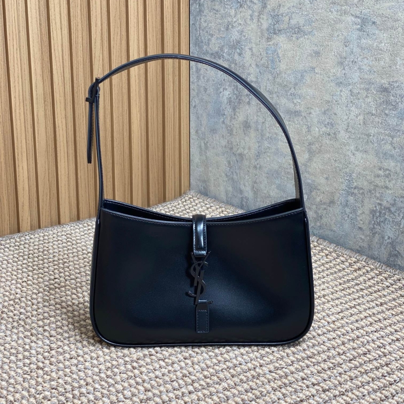 Y51 hobo bags